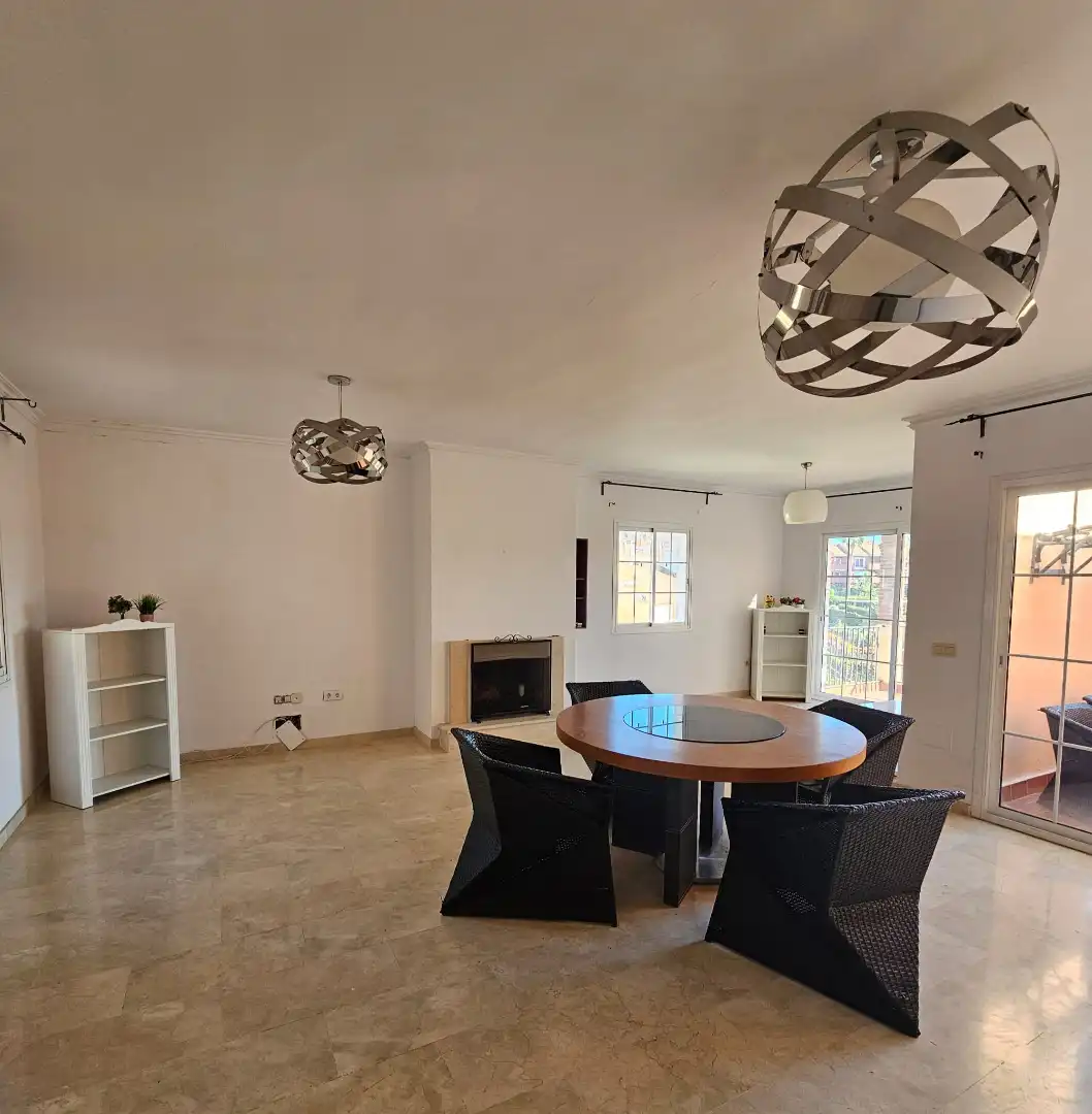 Casa o xalet de lloguer a Riviera del Sol