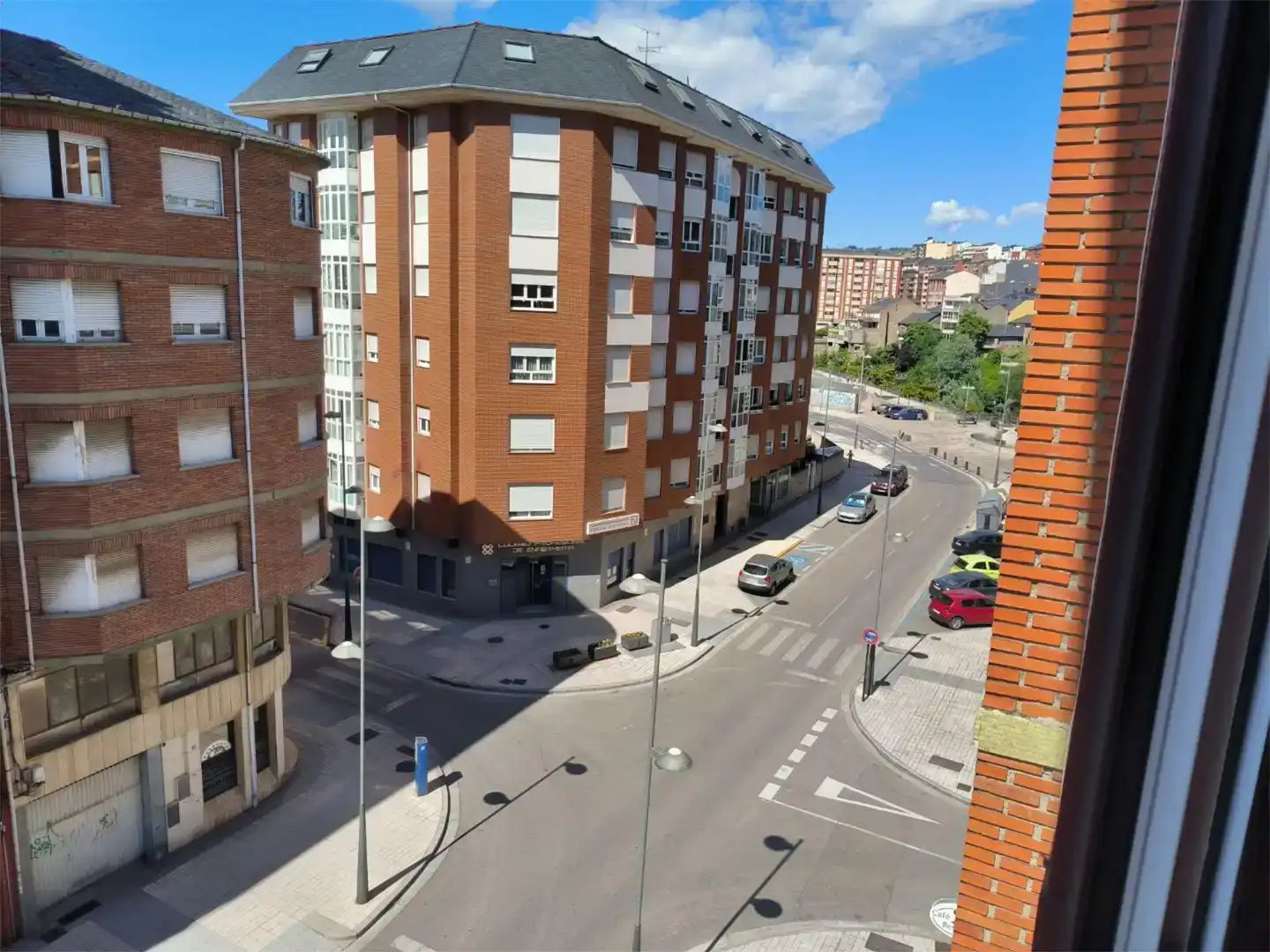Vista exterior de Pis en venda en Ponferrada amb Parquet, Traster i Moblat