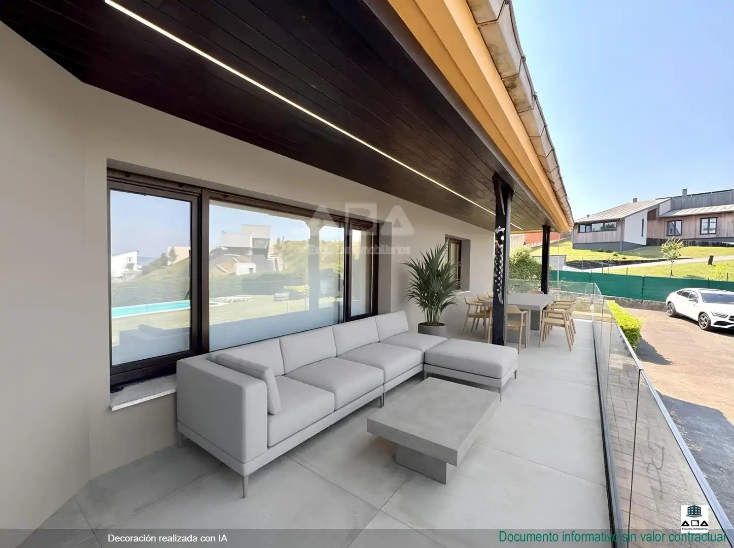 Terrassa de Casa o xalet en venda en Gijón  amb Calefacció, Jardí privat i Traster