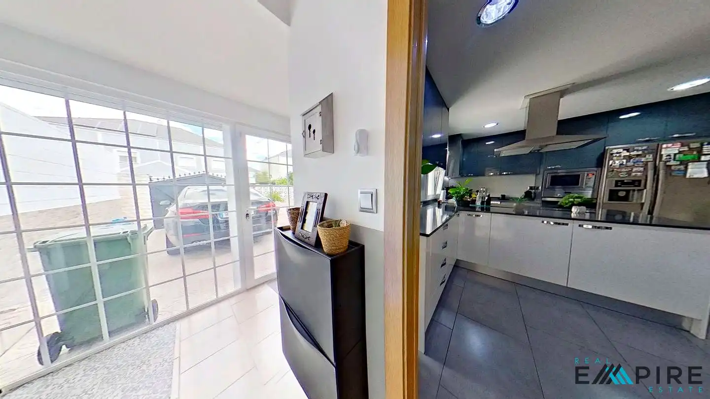 Semi-detached house with pool for sale in Ugena, imagen 38