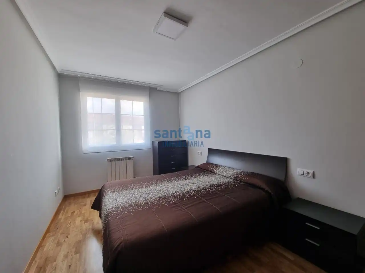 Bedroom of Apartments for rent in Valverde de la Virgen  with Heating, Parquet flooring and Terrace