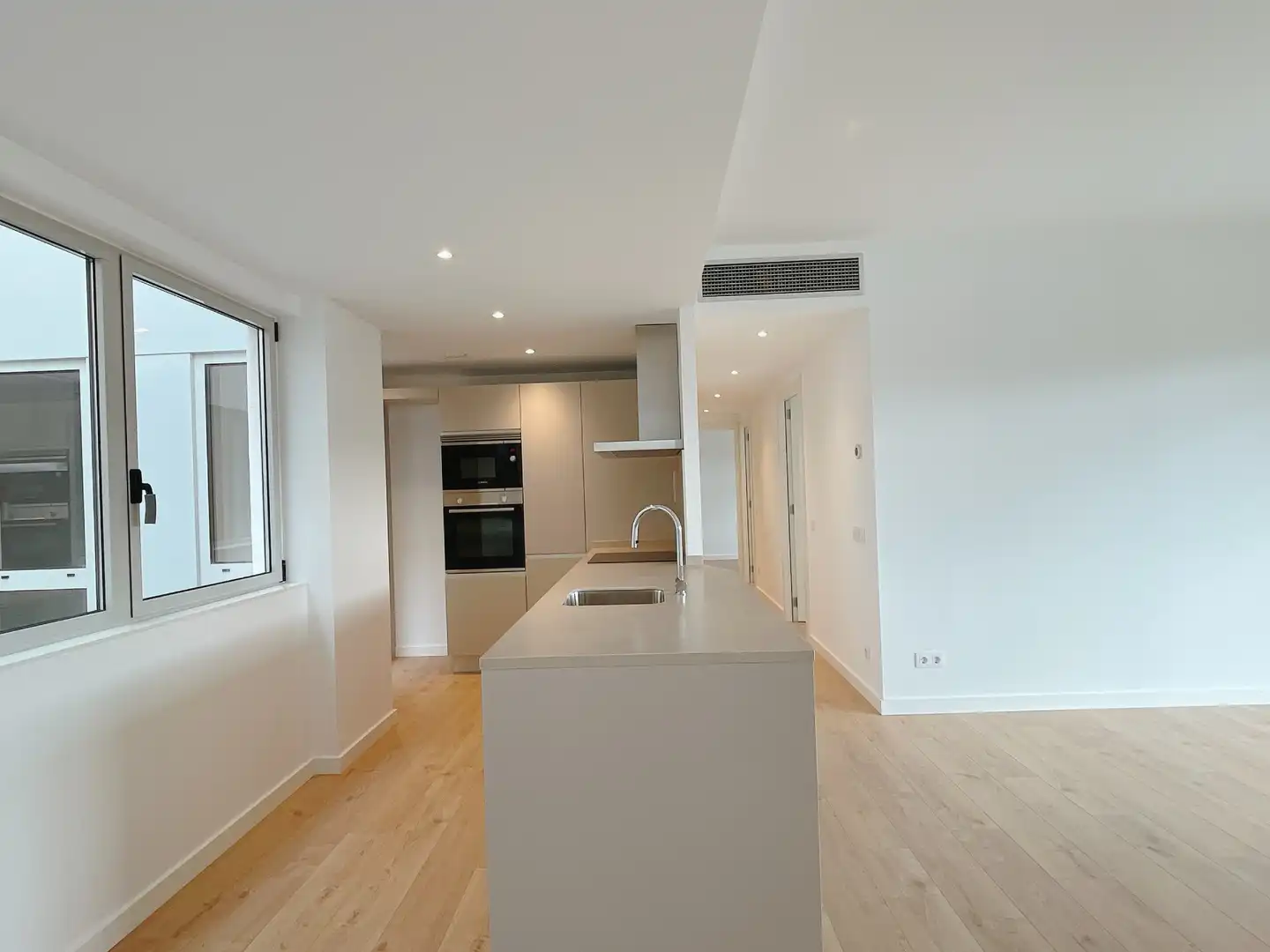 Kitchen of Flat for rent in Vilablareix  with Air Conditioner, Heating and Terrace