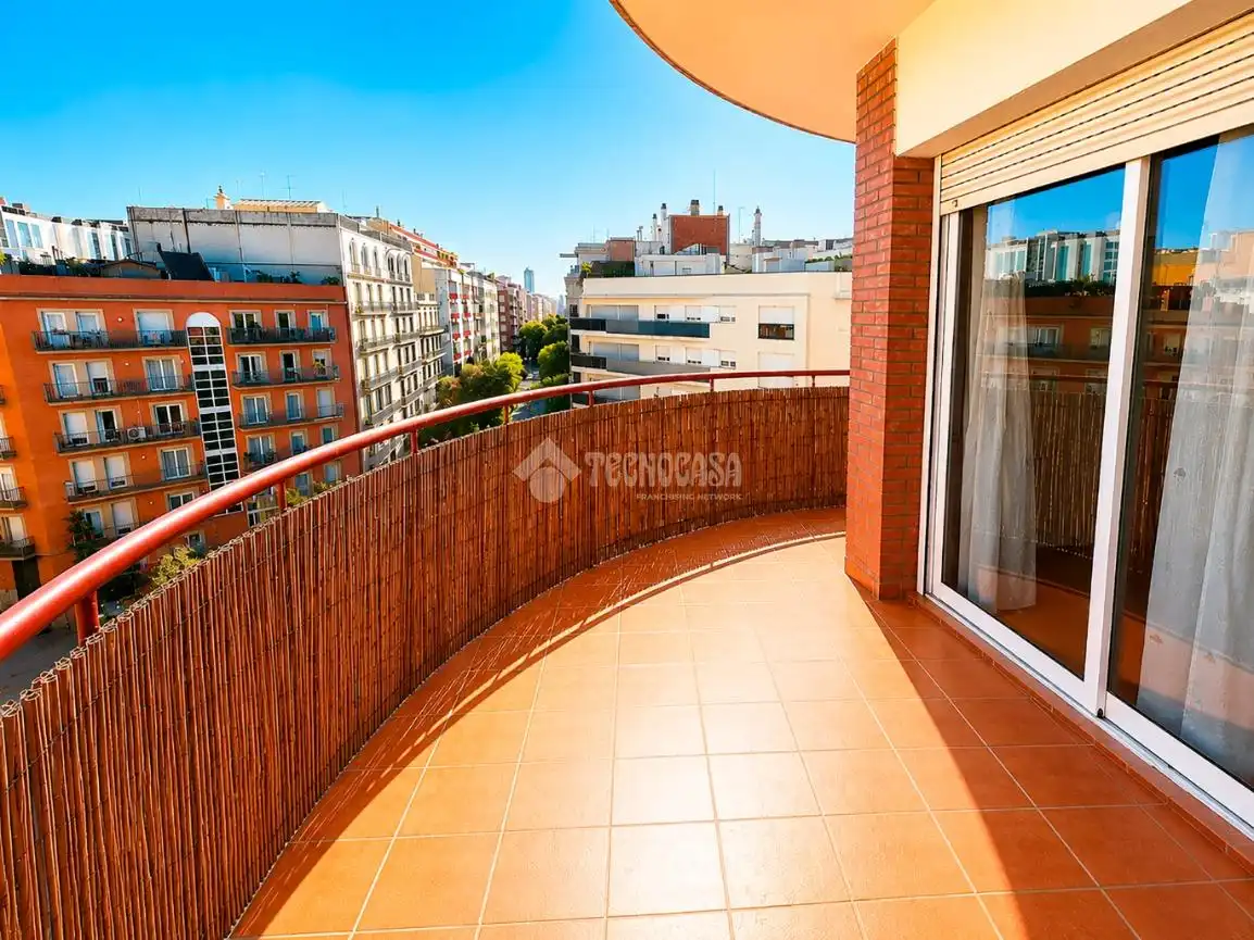 Appartamento con terrazza in vendita a Eixample