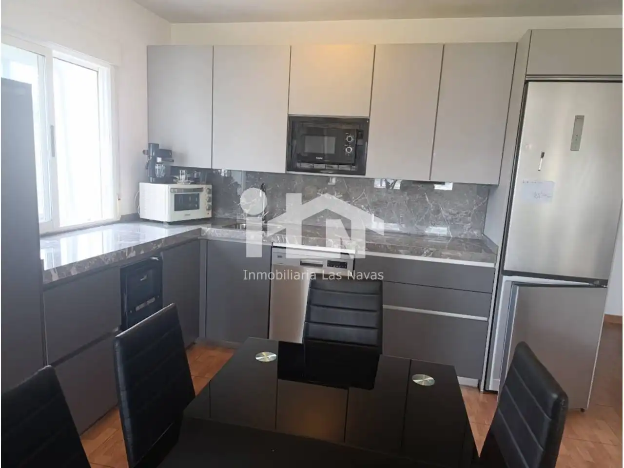 Cocina de Casa o chalet en venta en Santa Cruz de Pinares con Calefacción, Jardín privado y Terraza