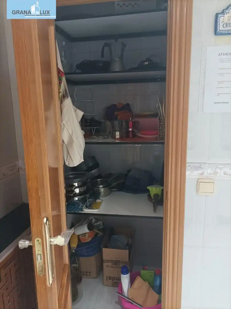Flat for rent in Calle de Buensuceso, Centro - Sagrario