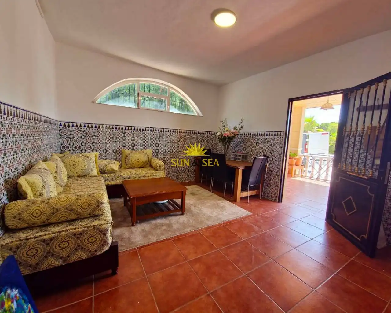 Sala de estar de Casa o chalet en venta en Crevillent con Aire acondicionado, Calefacción y Jardín privado