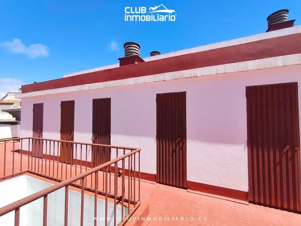 Vista exterior de Piso de alquiler en San Cristóbal de la Laguna con Amueblado