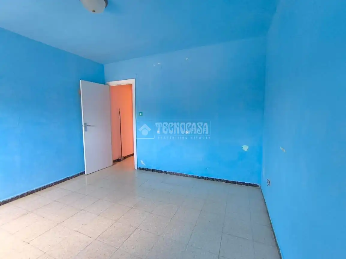 Habitación de Piso en venta en Huelva con Balcón