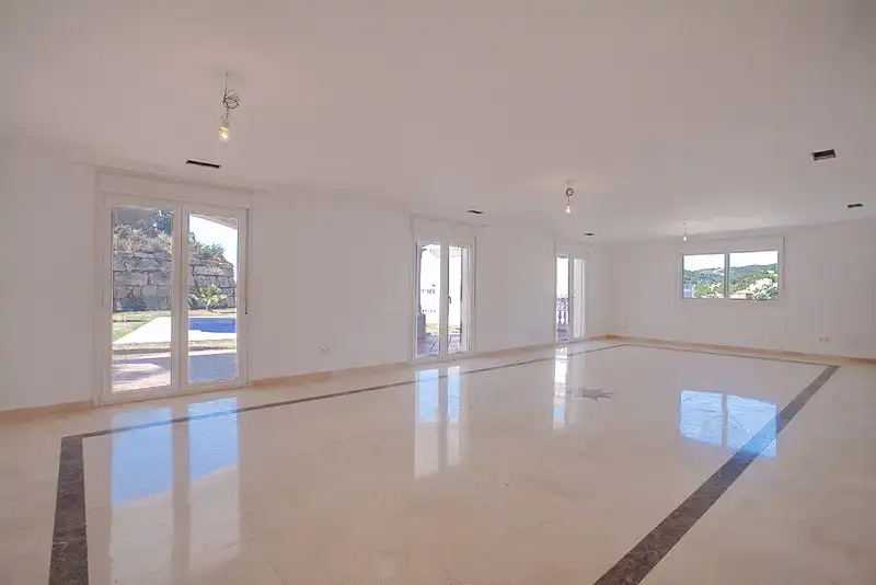 Villa mit Pool zum Verkauf in Avenida España, imagen 3