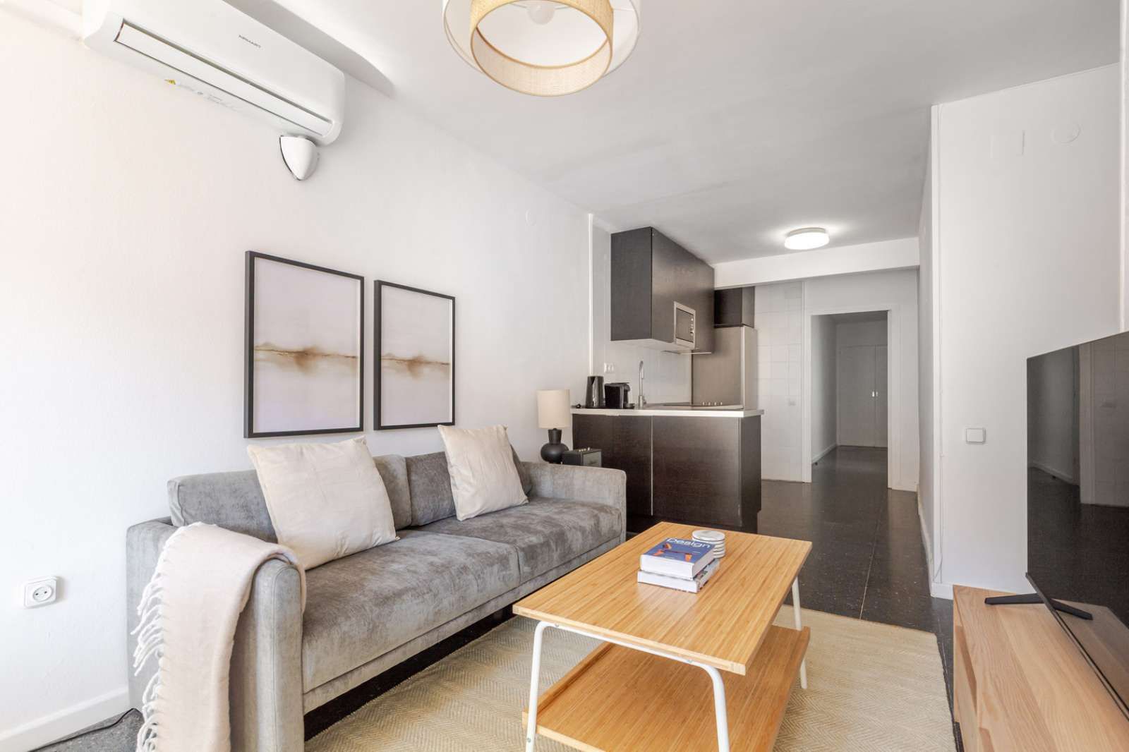 Sala d'estar de Apartament per a compartir en  Barcelona Capital amb Aire condicionat, Calefacció i Terrassa