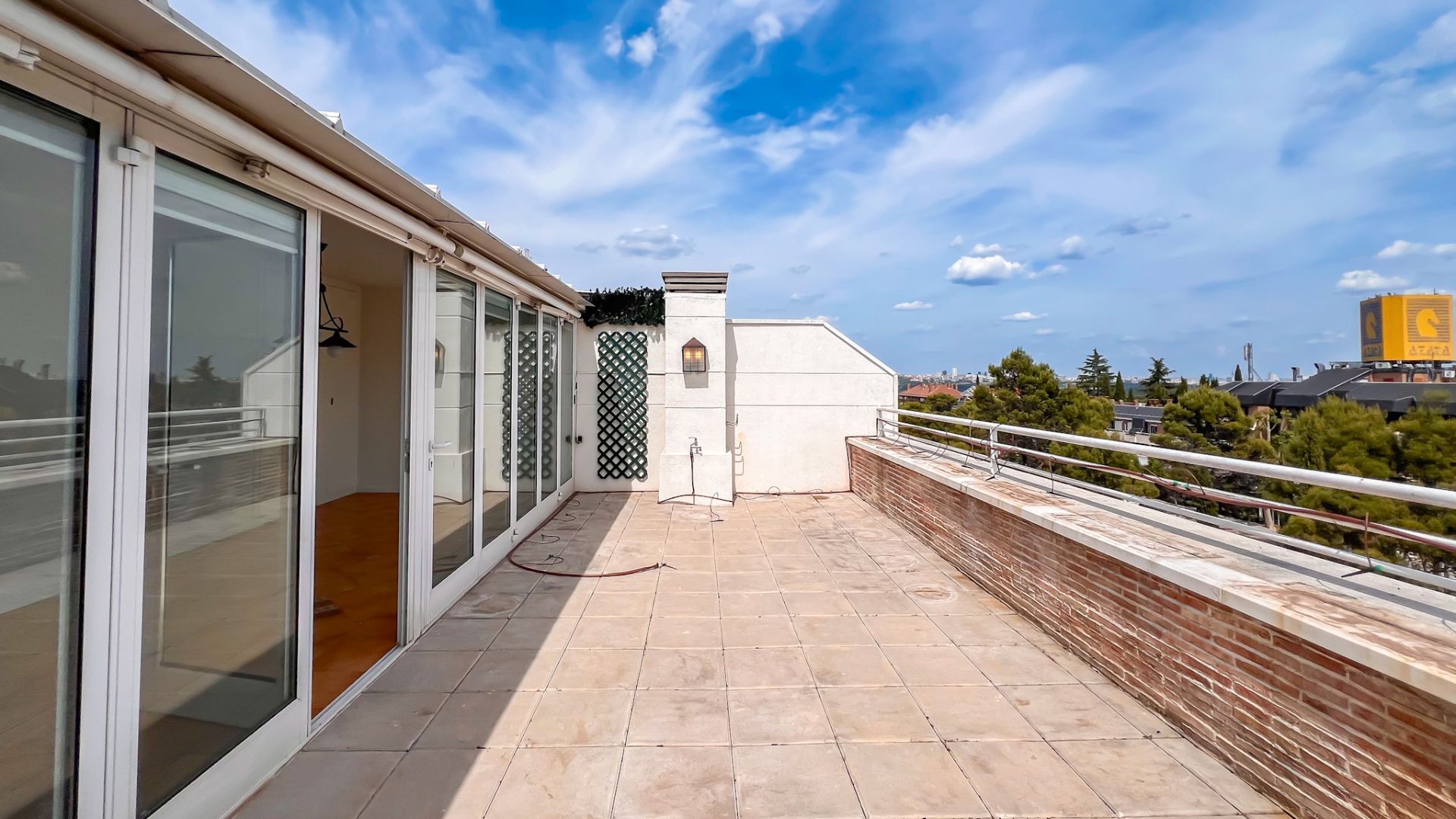 Terrace of Attic to rent in Pozuelo de Alarcón  with Air Conditioner, Heating and Furnished
