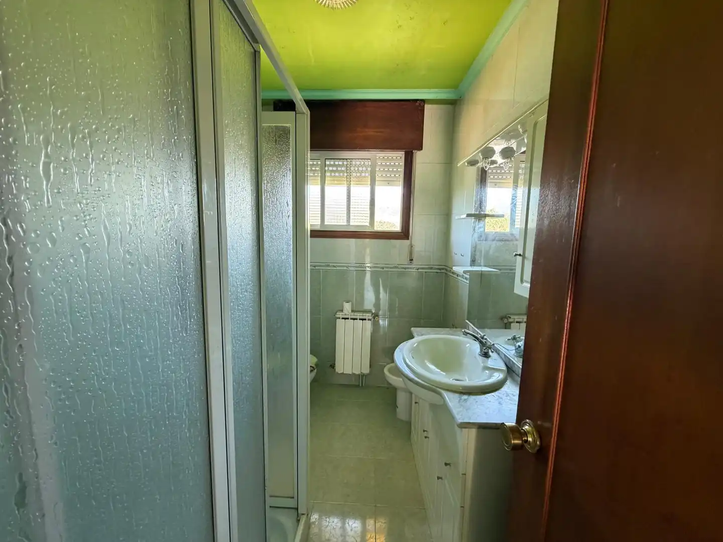 Bany de Casa o xalet en venda en A Cañiza   amb Calefacció, Jardí privat i Terrassa