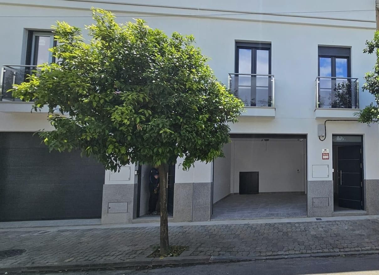 Exterior view of Single-family semi-detached for sale in  Córdoba Capital  with Air Conditioner, Heating and Terrace