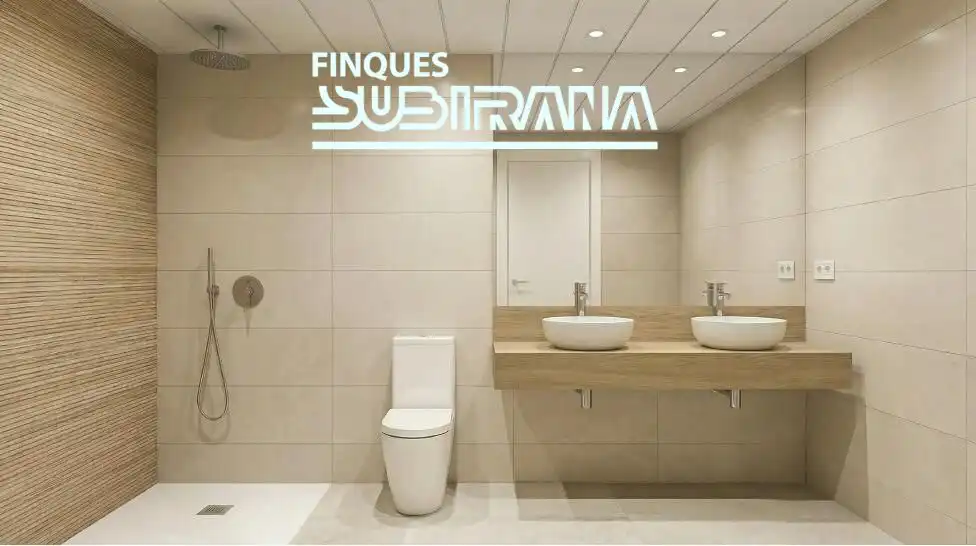 Baño de Piso en venta en Igualada con Terraza, Trastero y Balcón