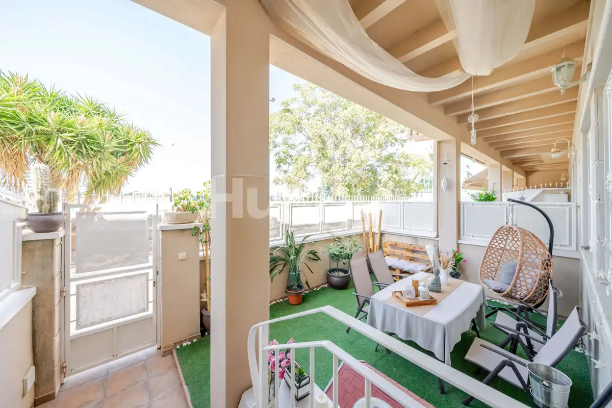 Doppelhaushälfte mit Pool zum Verkauf in C. Uruguay, imagen 29