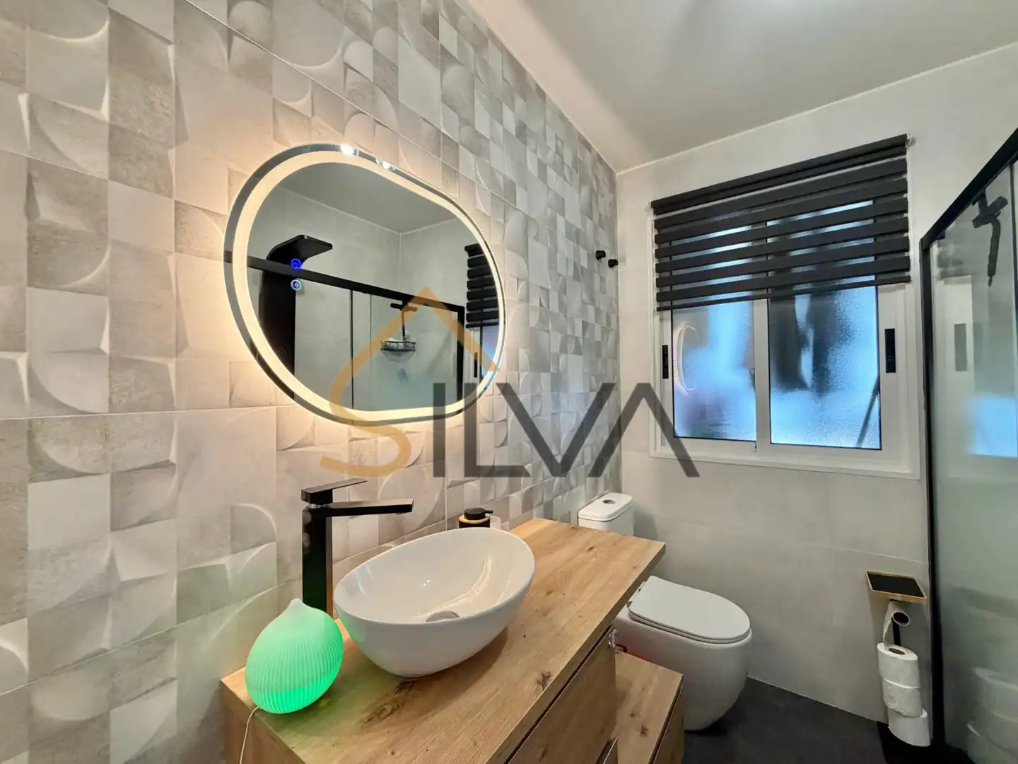 Bathroom of Flat for sale in Lugo  with Heating, Parquet flooring and Storage room