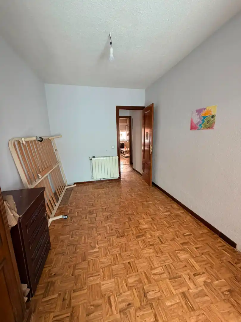 Piso en venta en Madrid con Calefacción, Terraza y Balcón