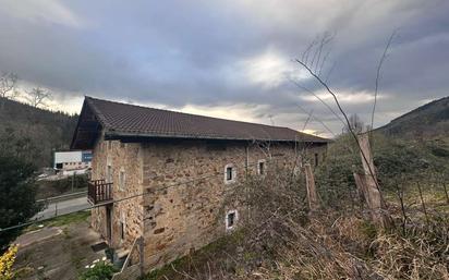 Vista exterior de Finca rústica en venda en Lemoa amb Calefacció