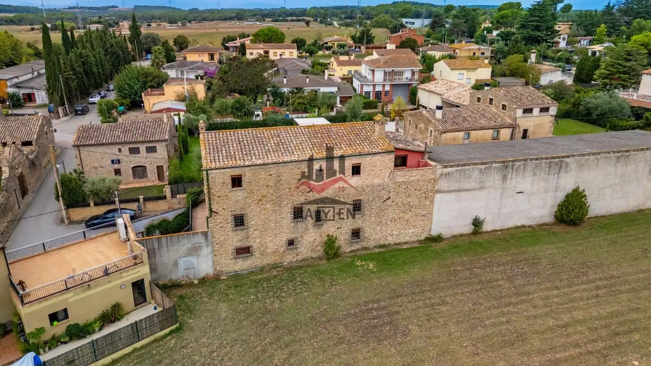 Finca rústica en venda a Àngel Guimerà, Saus, Camallera i Llampaies