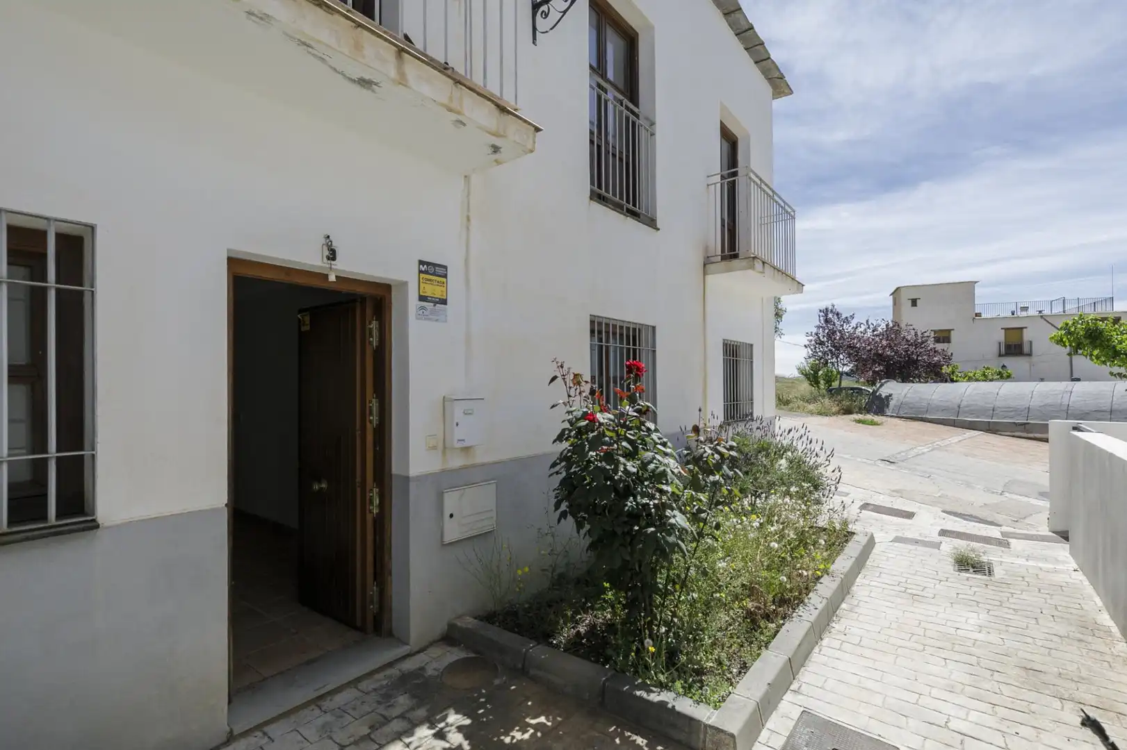 Vista exterior de Piso en venta en Nevada con Calefacción