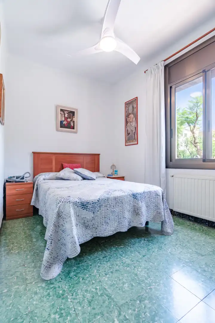 Schlafzimmer von Haus oder Chalet zum Verkauf in La Pobla de Mafumet mit Klimaanlage, Heizung und Privatgarten