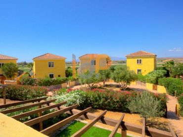 Haus zum Verkauf in Desert Spring Golf