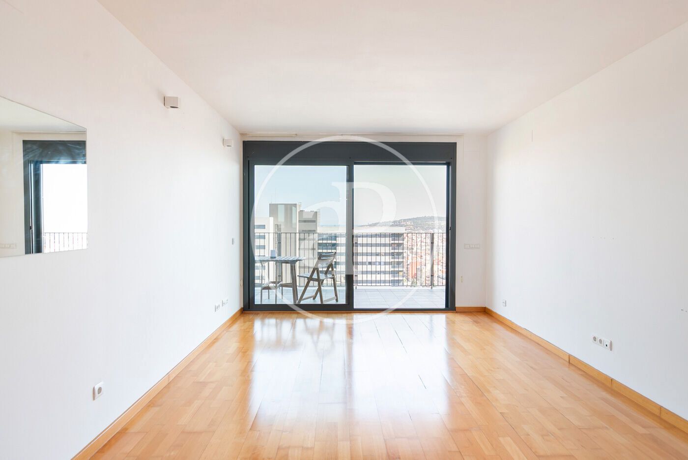 Vista exterior de Ático en venta en  Barcelona Capital con Aire acondicionado, Calefacción y Terraza