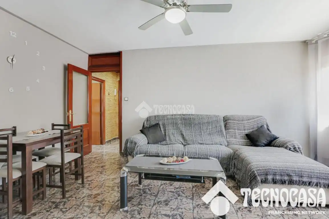 Living room of Flat for sale in Sant Vicenç Dels Horts  with Heating