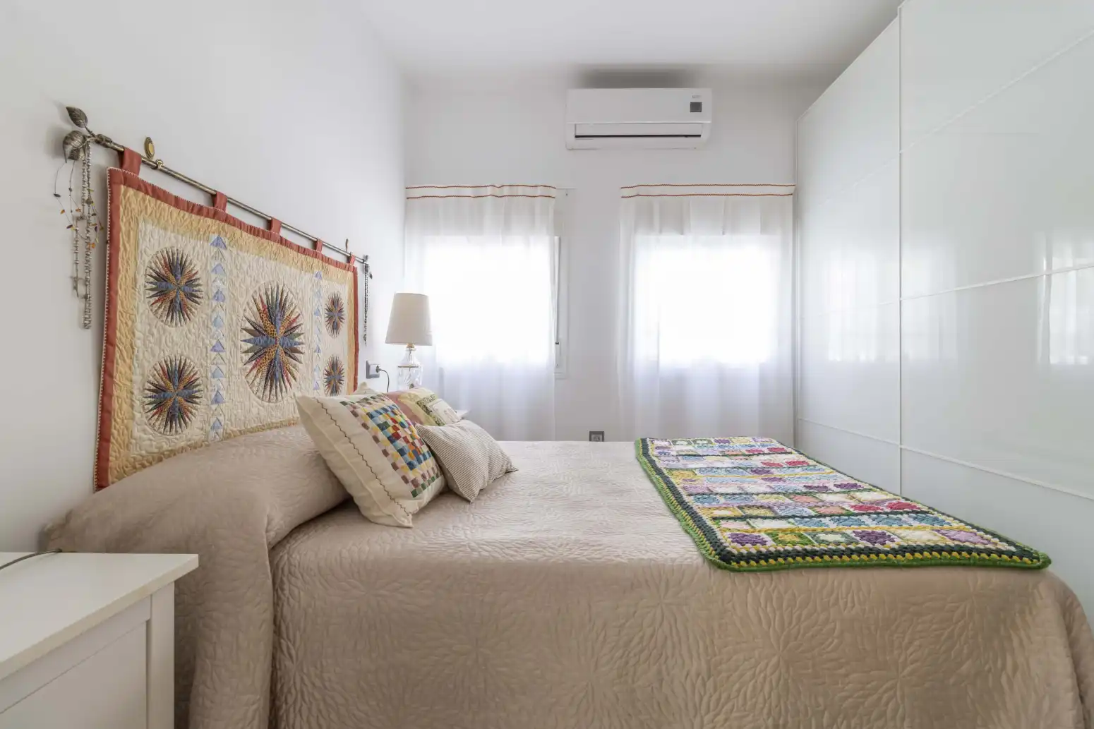 Habitación de Piso en venta en Sevilla con Aire acondicionado y Calefacción