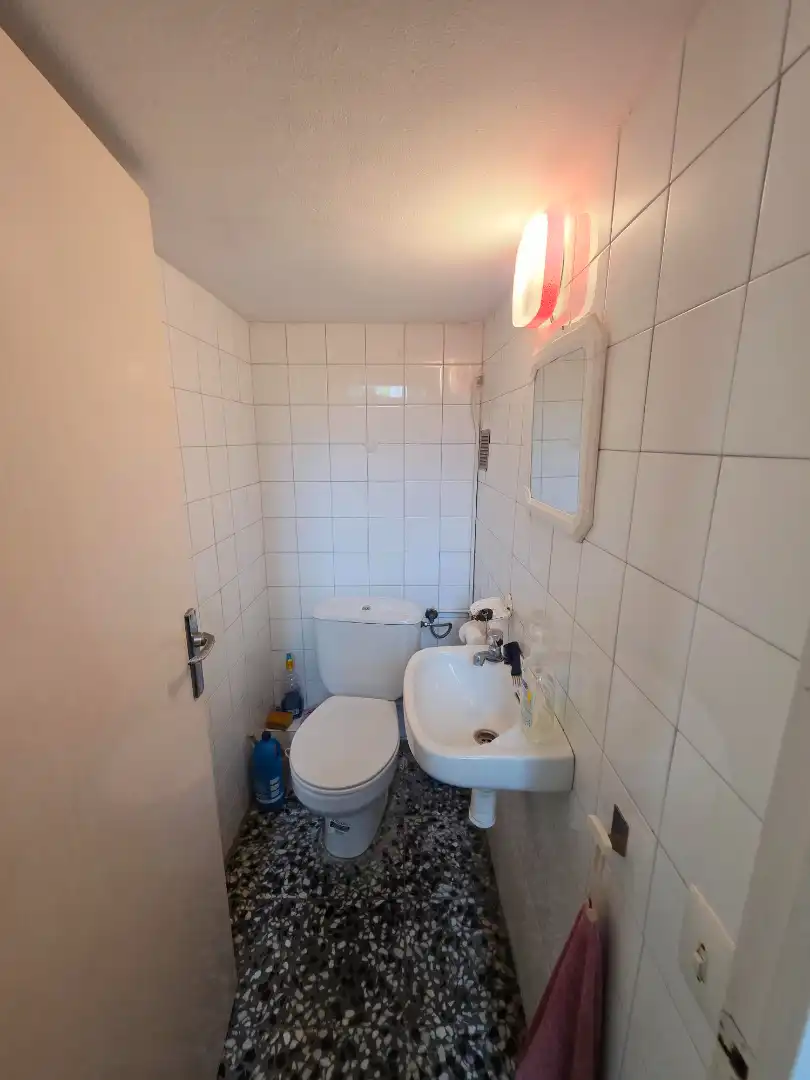 Bany de Casa o xalet en venda en Vallirana amb Calefacció, Jardí privat i Terrassa