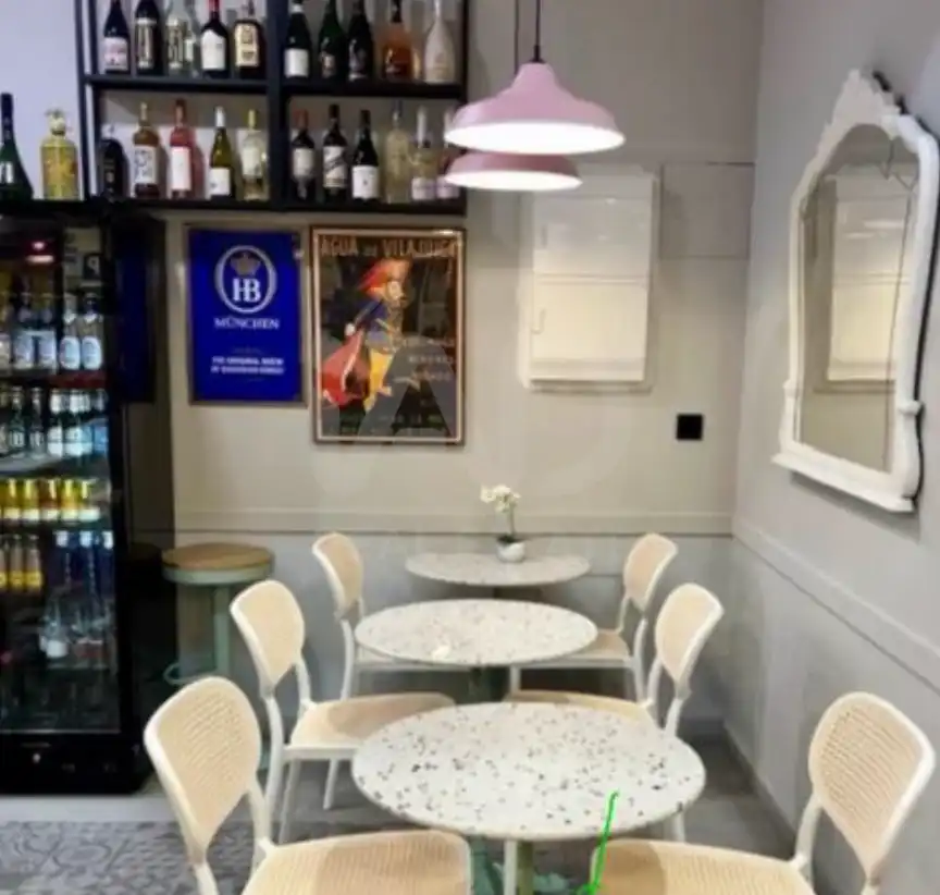 Local en traspaso en Olesa de Montserrat