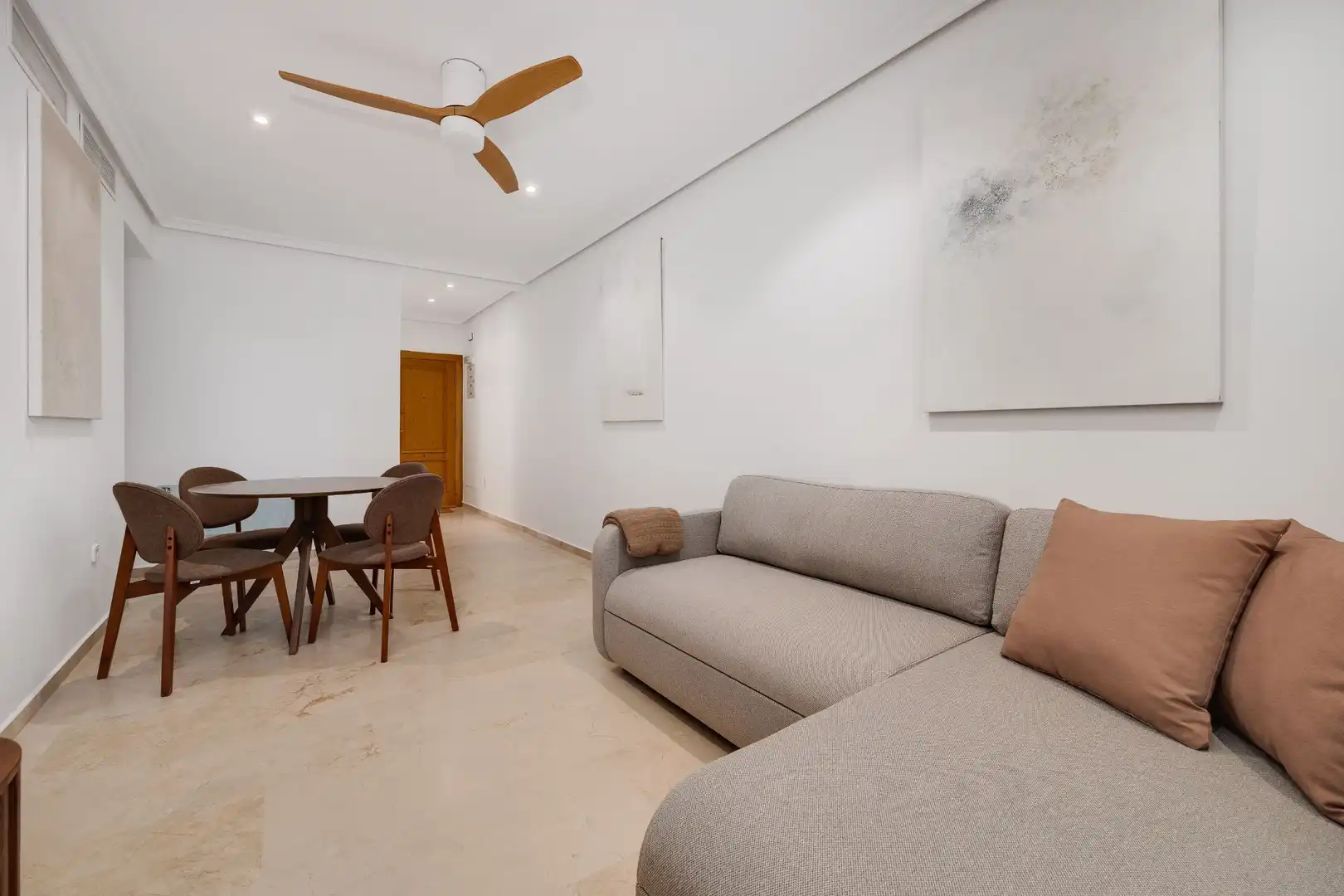Living room of Flat for rent in Torrevieja  with Terrace and Furnished