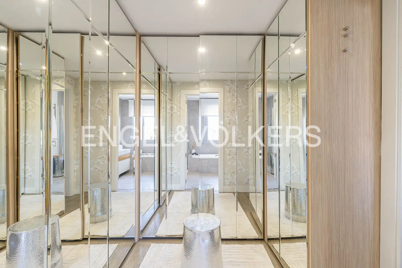 Baño de Casa adosada en venta en Pozuelo de Alarcón con Aire acondicionado, Calefacción y Jardín privado