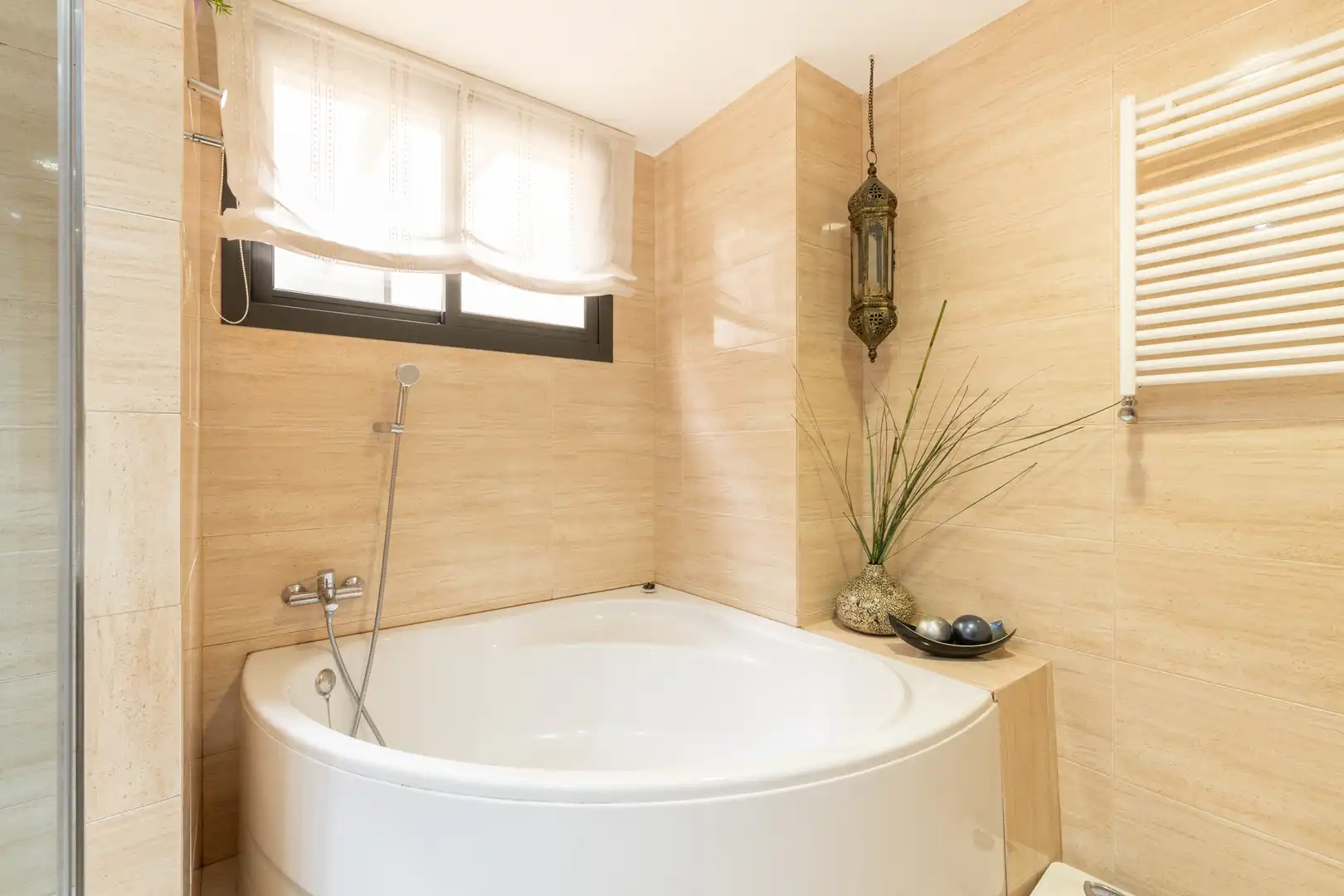 Bathroom of Attic for sale in Sant Cugat del Vallès  with Air Conditioner, Heating and Parquet flooring