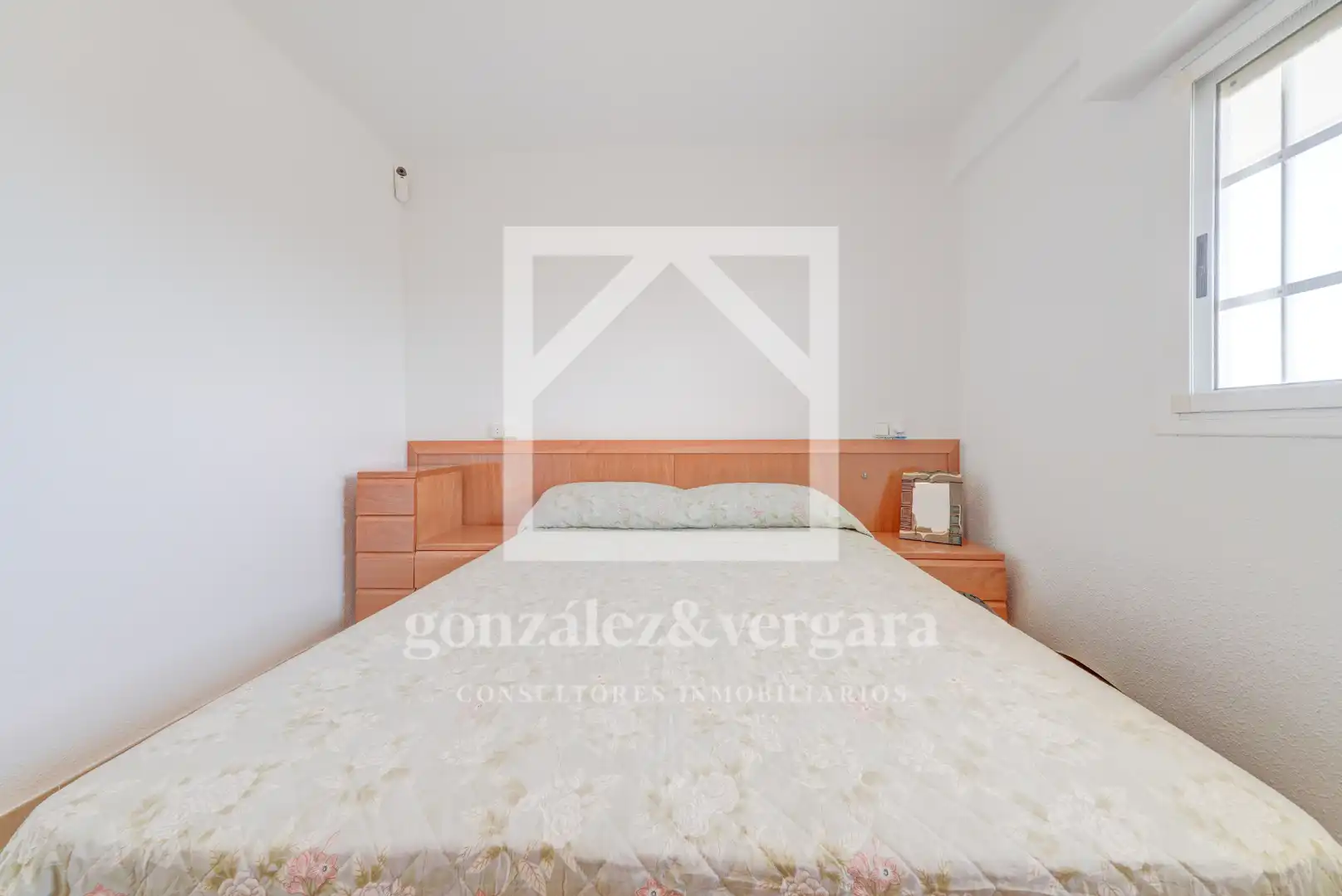 Schlafzimmer von Wohnungen zum Verkauf in Valencia mit Möbliert