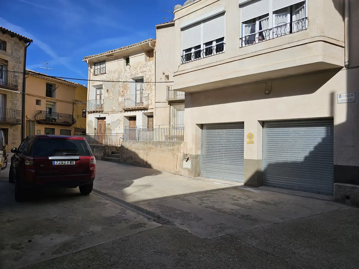Aparcament de Casa o xalet en venda en Brea de Aragón amb Balcó