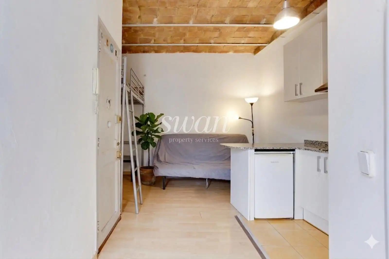 Bedroom of Attic for sale in  Barcelona Capital  with Terrace and Furnished