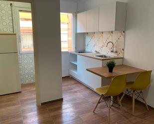 Kitchen of Flat to rent in L'Hospitalet de Llobregat  with Parquet flooring and Furnished
