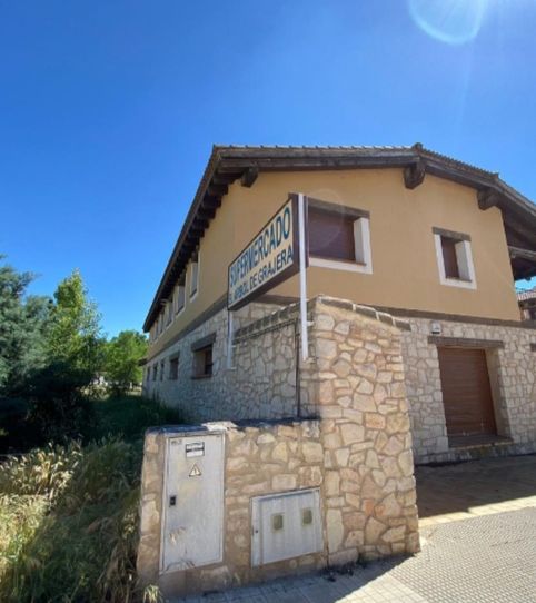 Foto 2 von Geschaftsraum zum Verkauf in Calle la Cabaña, 3, Grajera, Segovia