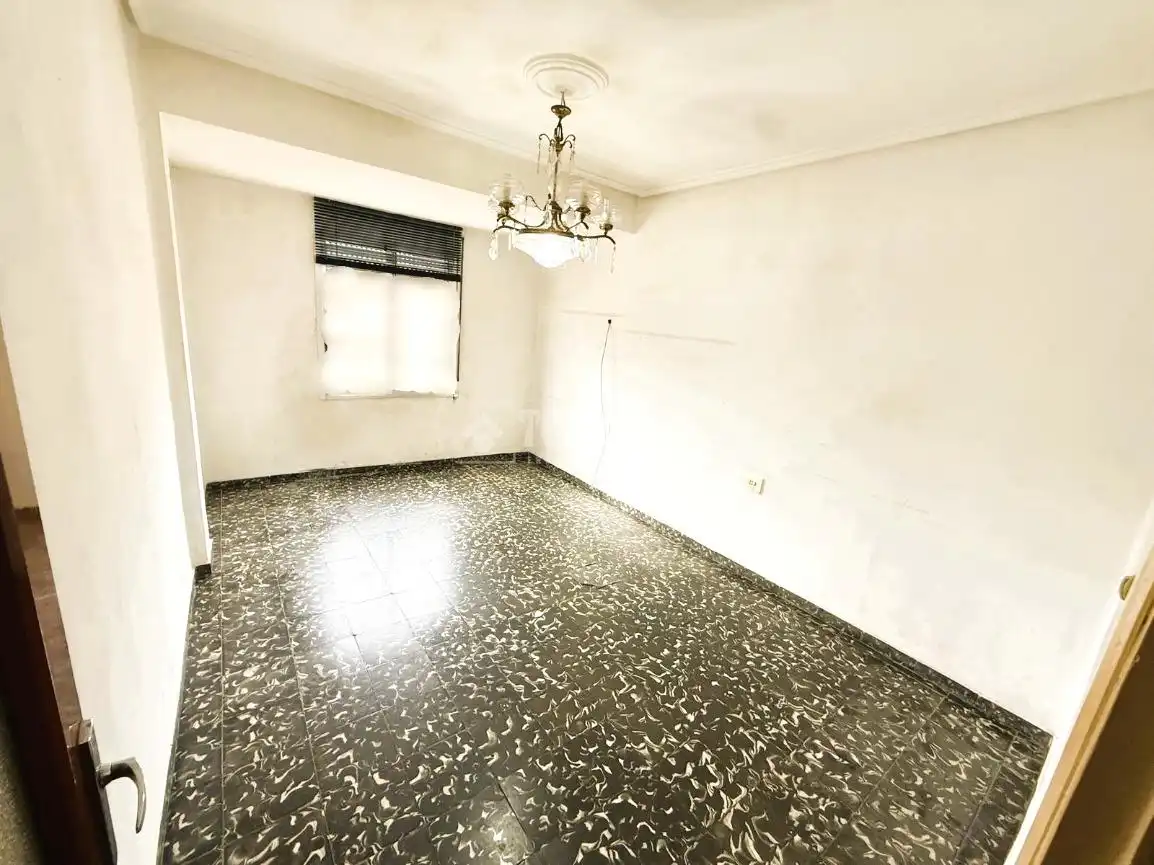 Piso en venta en Valencia con Aire acondicionado, Calefacción y Balcón