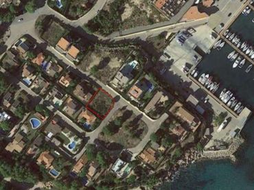 Terreny residencial en venda a Calle Emporda