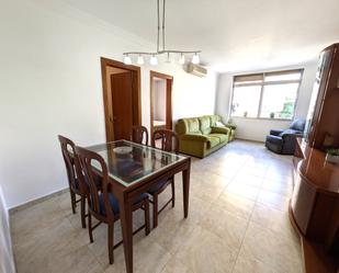 Dining room of Flat for sale in L'Hospitalet de Llobregat  with Air Conditioner, Furnished and Oven