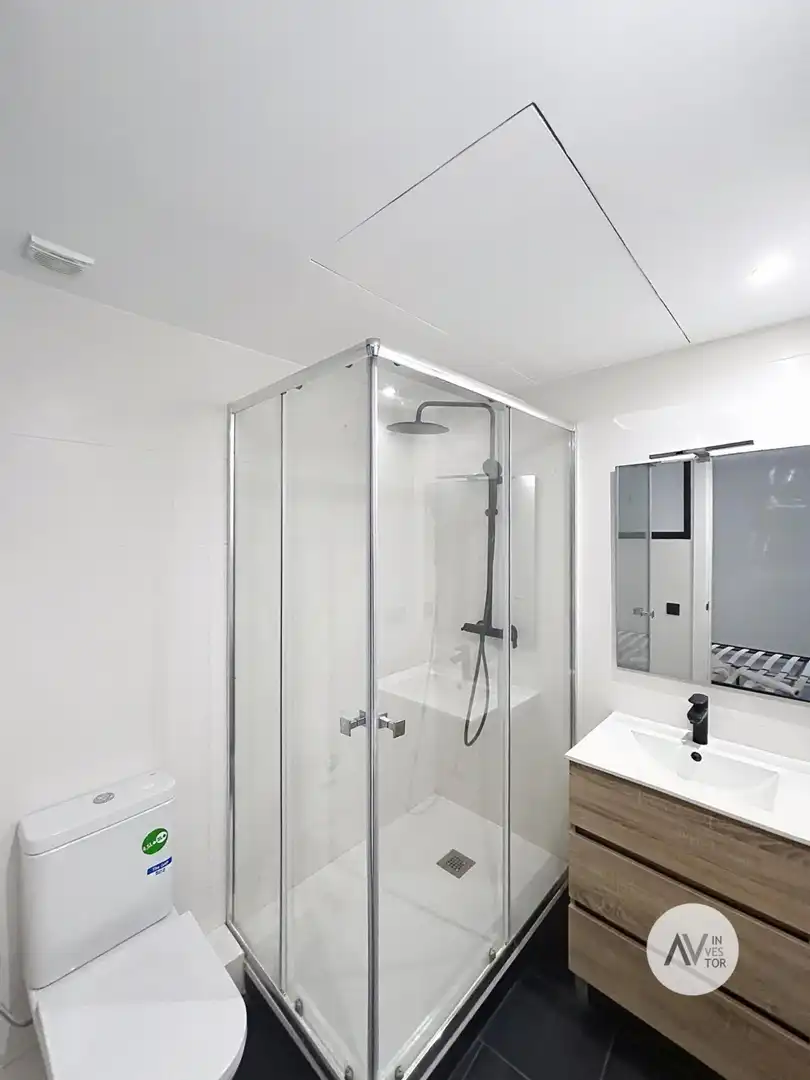 Apartamento con terraza en venta en Carrer RIERA BAIXA, imagen 17