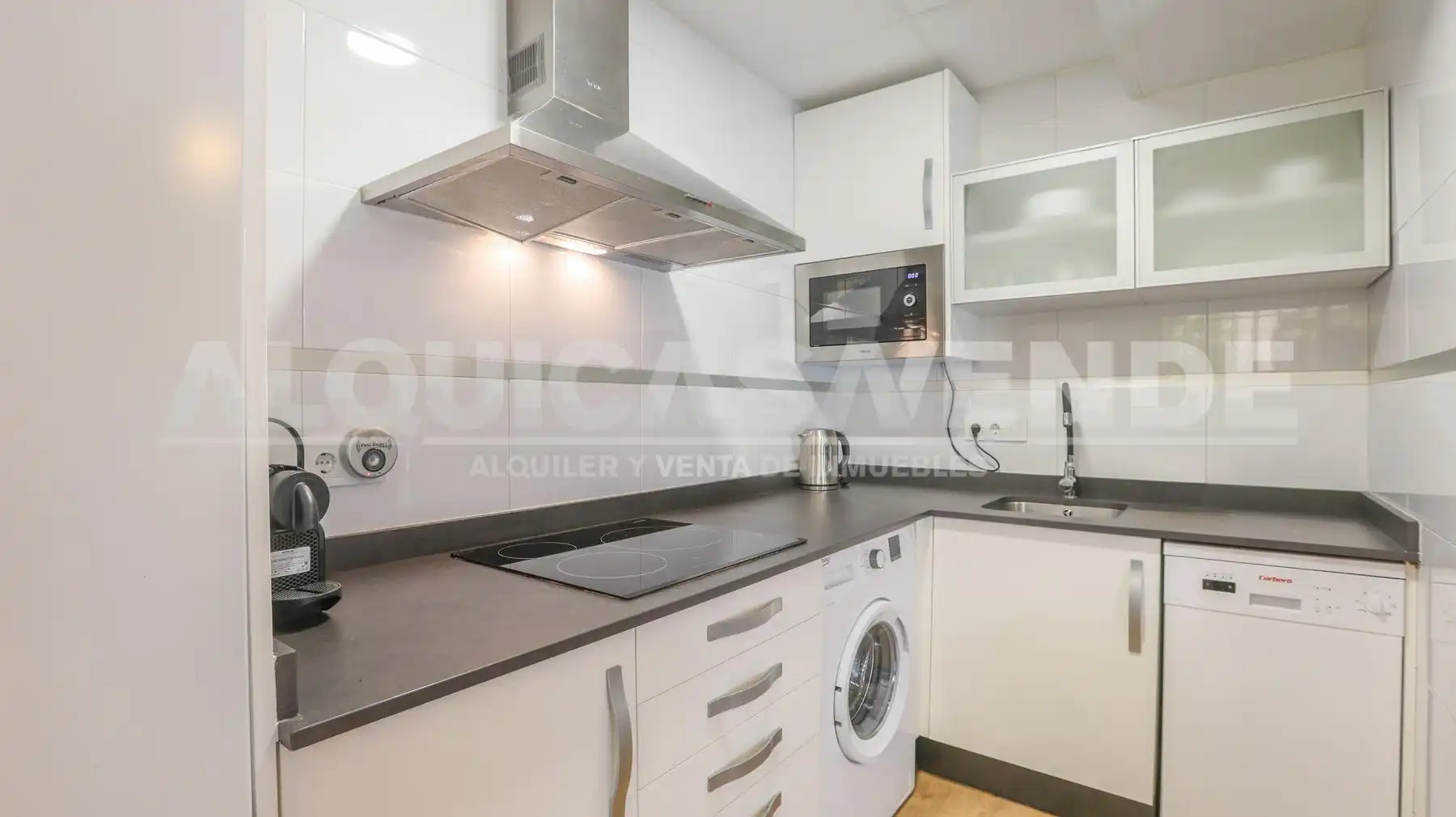Cocina de Dúplex en venta en Sevilla con Aire acondicionado y Amueblado