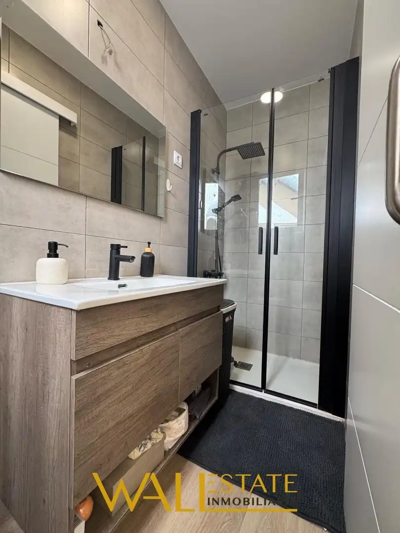 Bathroom of Flat for sale in Madrid  with Heating