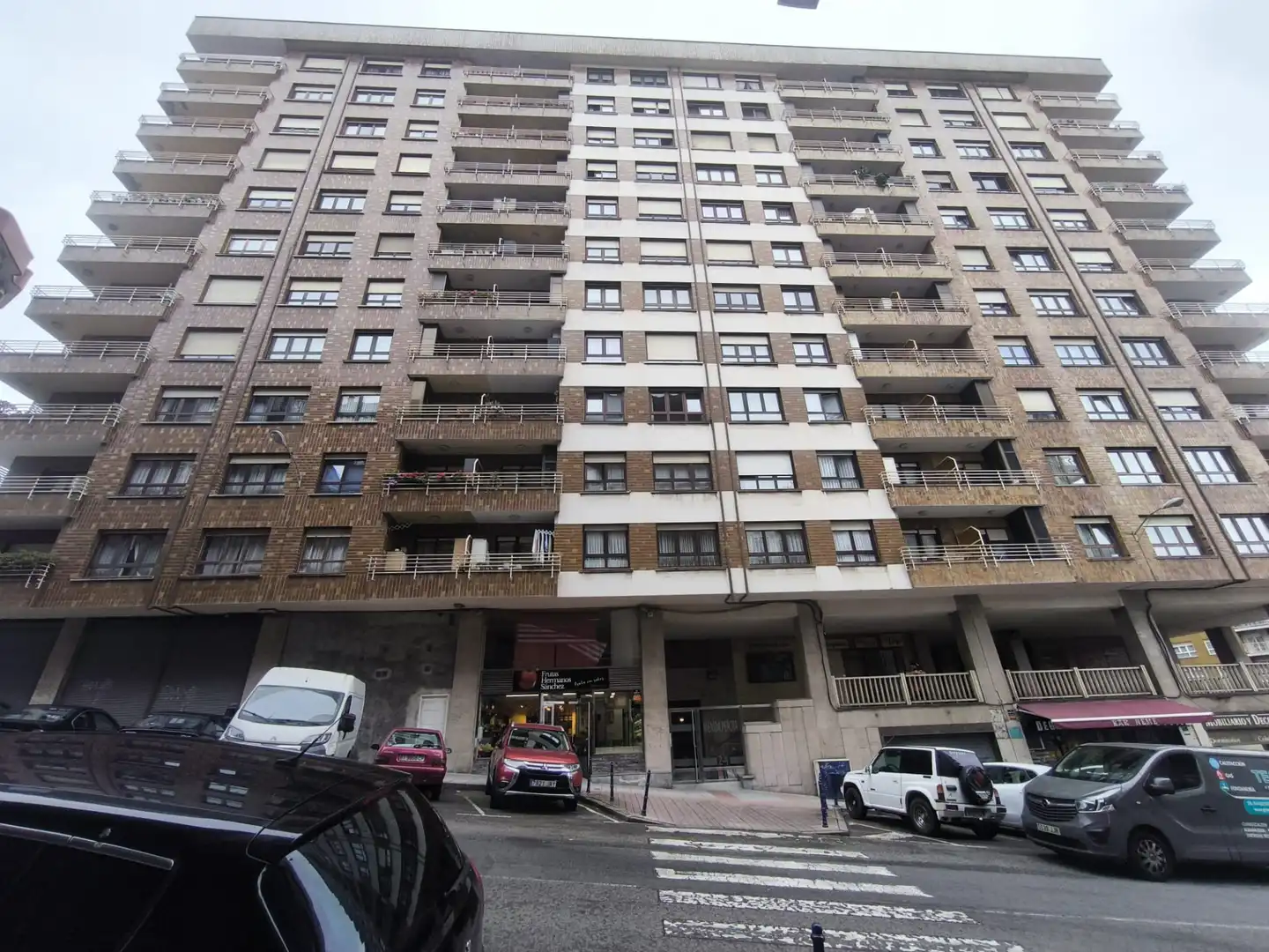 Vista exterior de Pis en venda en Portugalete amb Calefacció, Jardí privat i Moblat