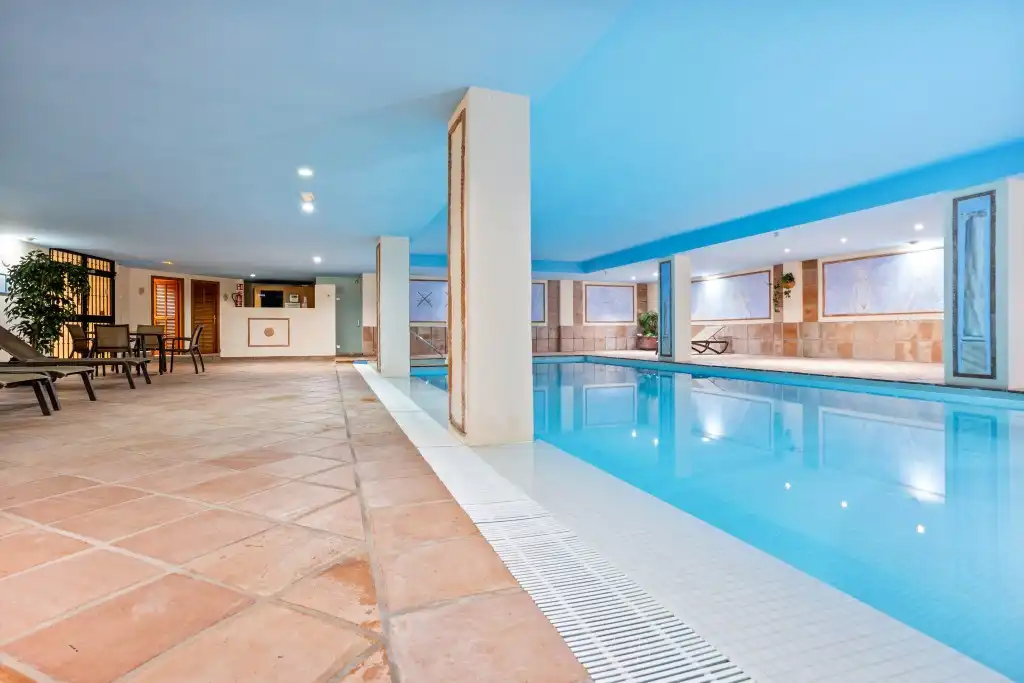 Swimming pool of Apartments for sale in Calvià  with Air Conditioner, Private garden and Terrace
