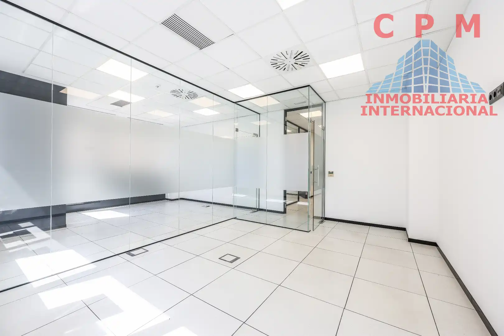 Büro zur Miete in Madrid mit Klimaanlage und Heizung