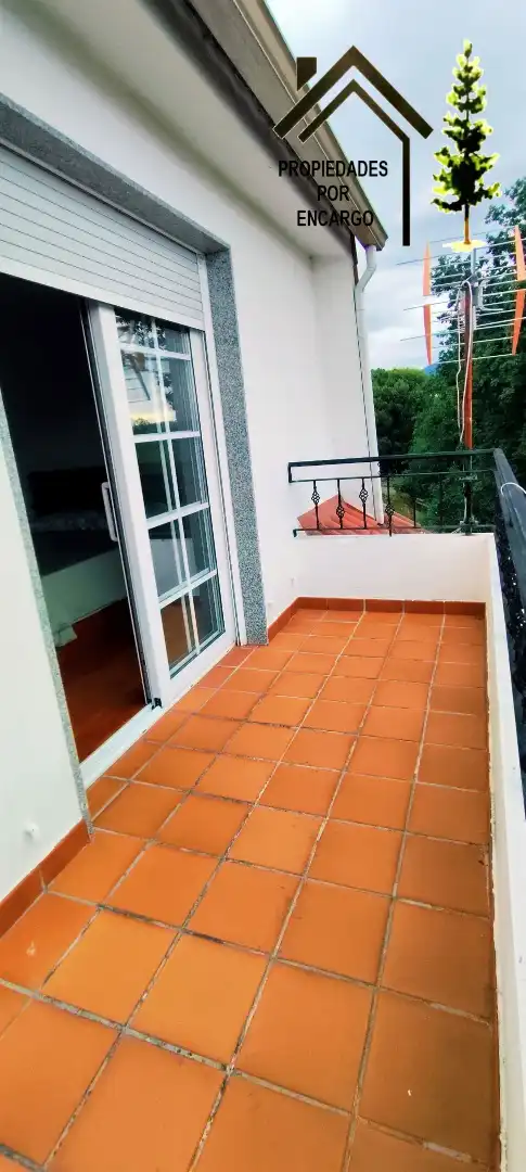 Terrassa de Casa o xalet en venda en Moaña amb Calefacció, Jardí privat i Terrassa
