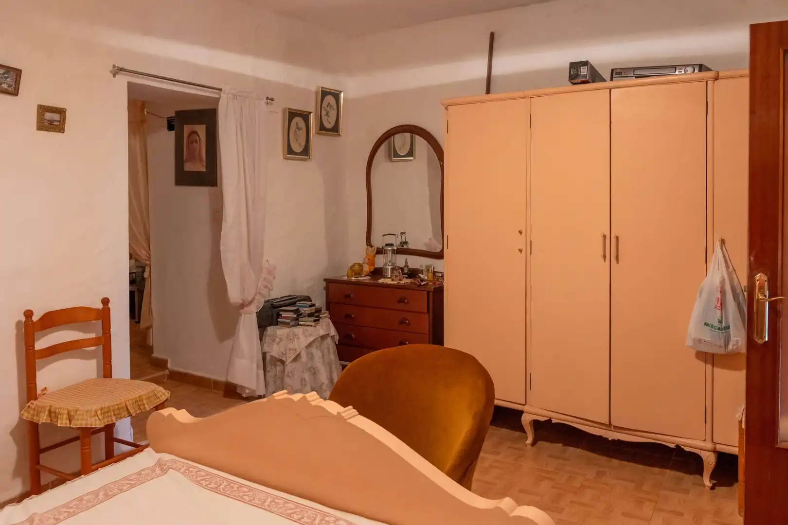 Dormitori de Finca rústica en venda en Gor amb Moblat